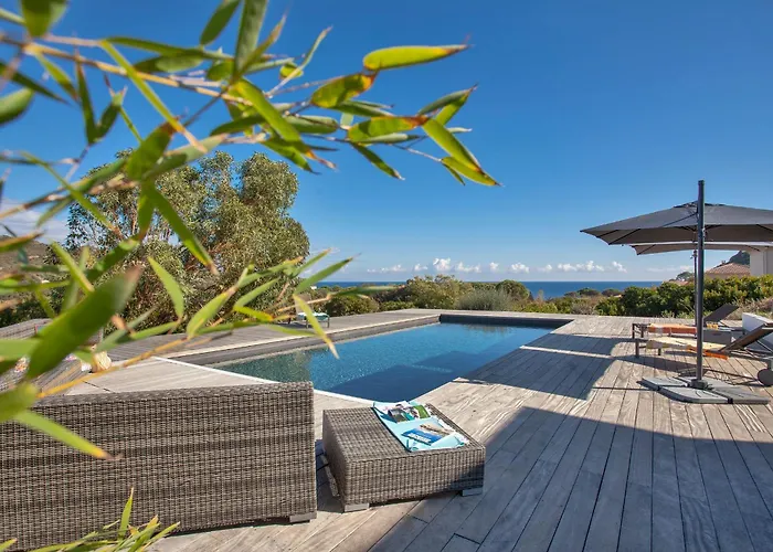 Kim Siscu A 300m De La Villa