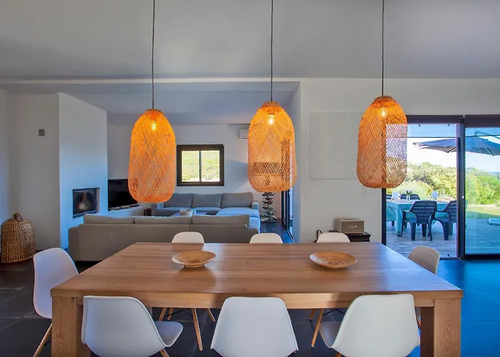 Villa Kim Siscu A 300m De La