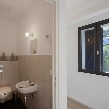 Vila Kim Siscu A 300m De La