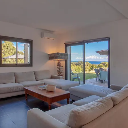 Villa Kim Siscu A 300m De La