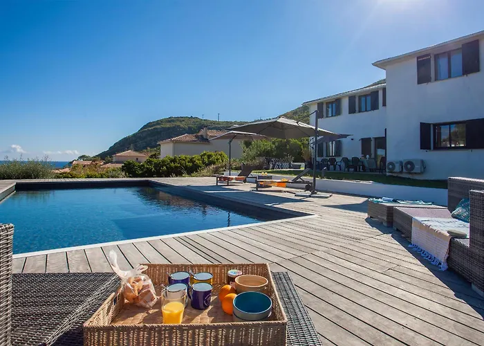 Kim Siscu A 300m De La Villa